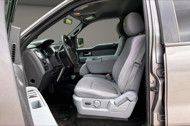 Used 2013 Gray Ford XLT image 24