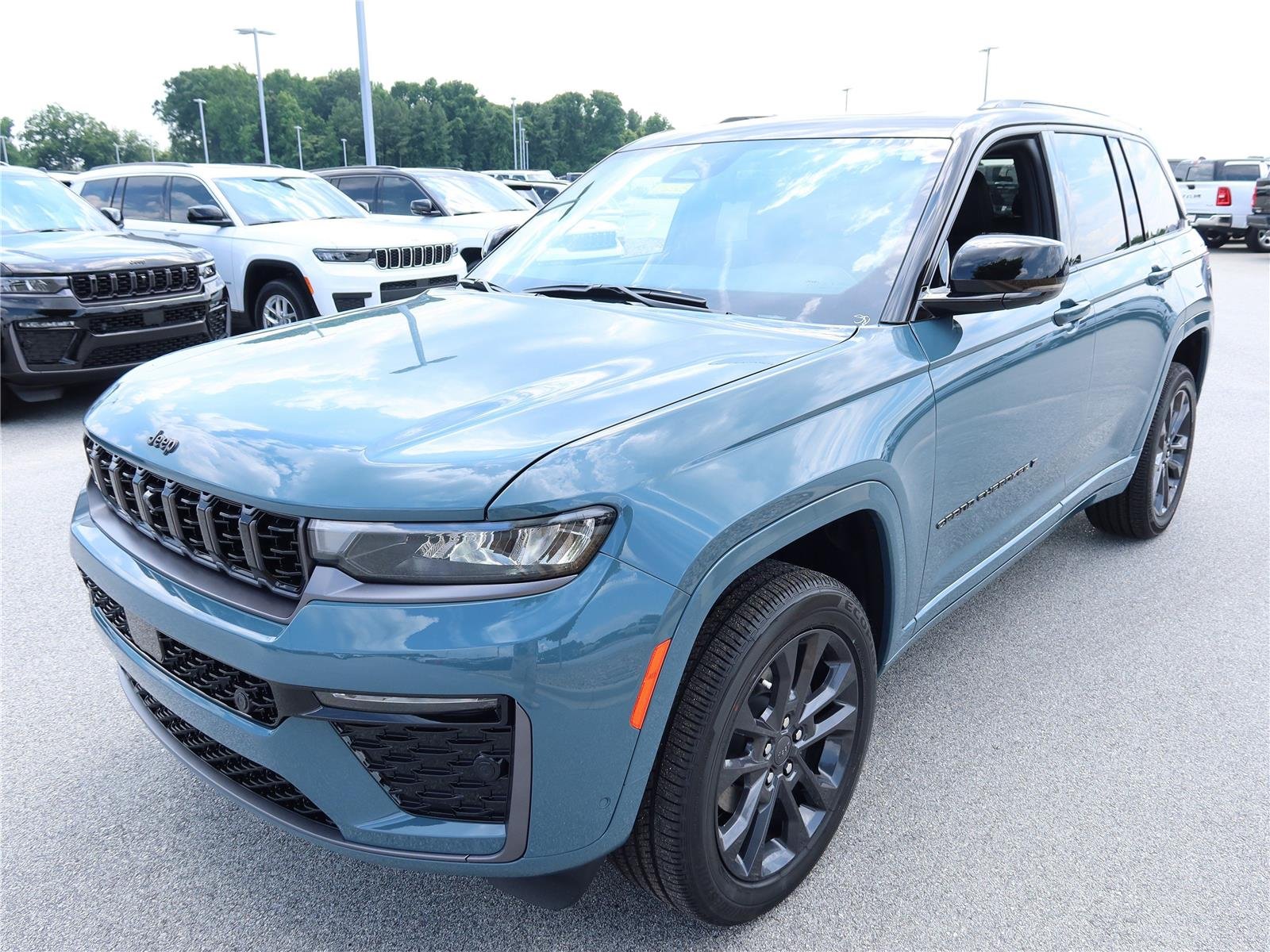 New 2026 Steel Blue Jeep Limited Reserve image 3