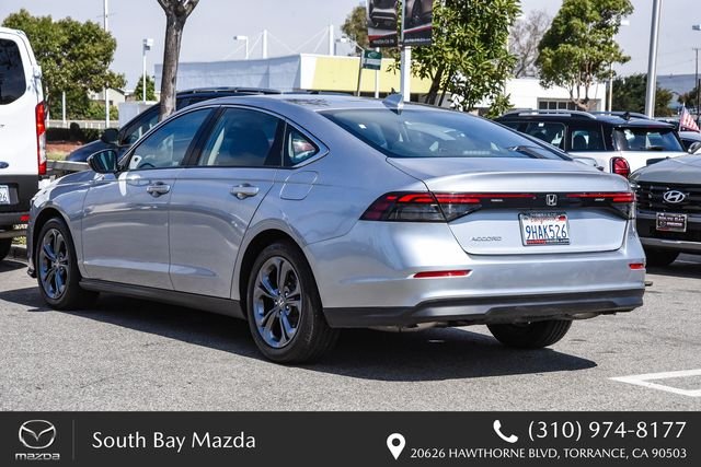 Used 2023  Honda EX image 6