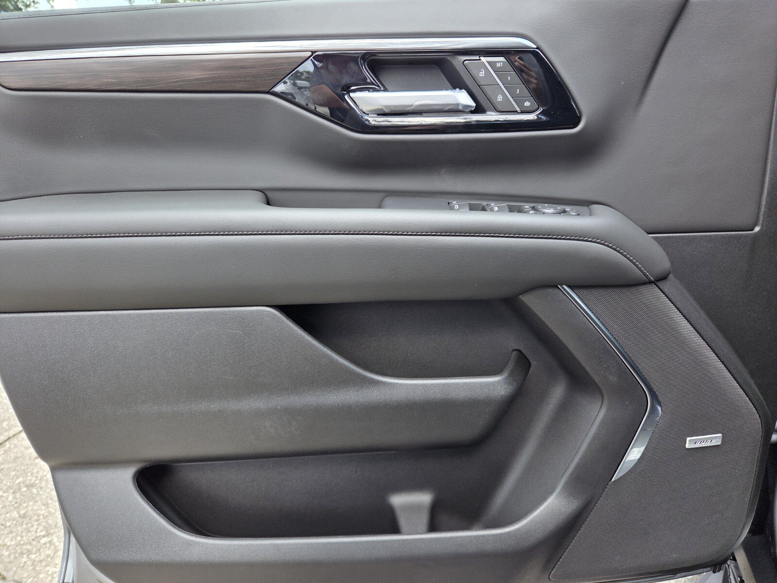 2026 Chevrolet Tahoe LT - Photo 25