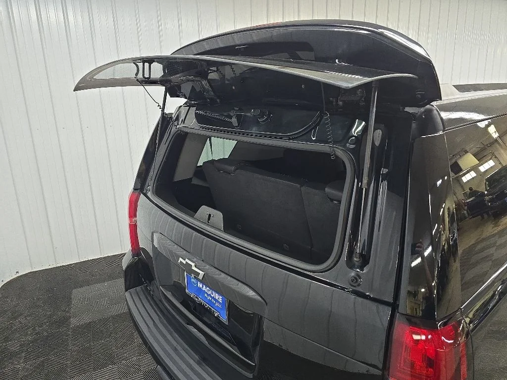 Used 2018 Black Chevrolet Premier image 11