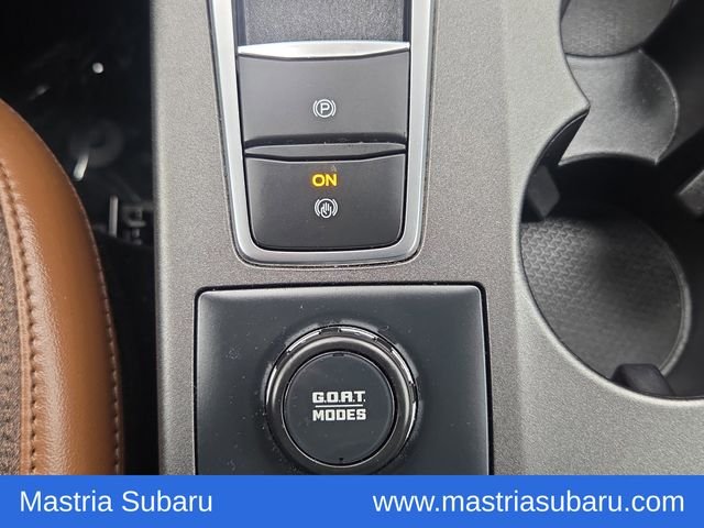 Used 2025 Gray Metallic Ford Outer Banks image 10