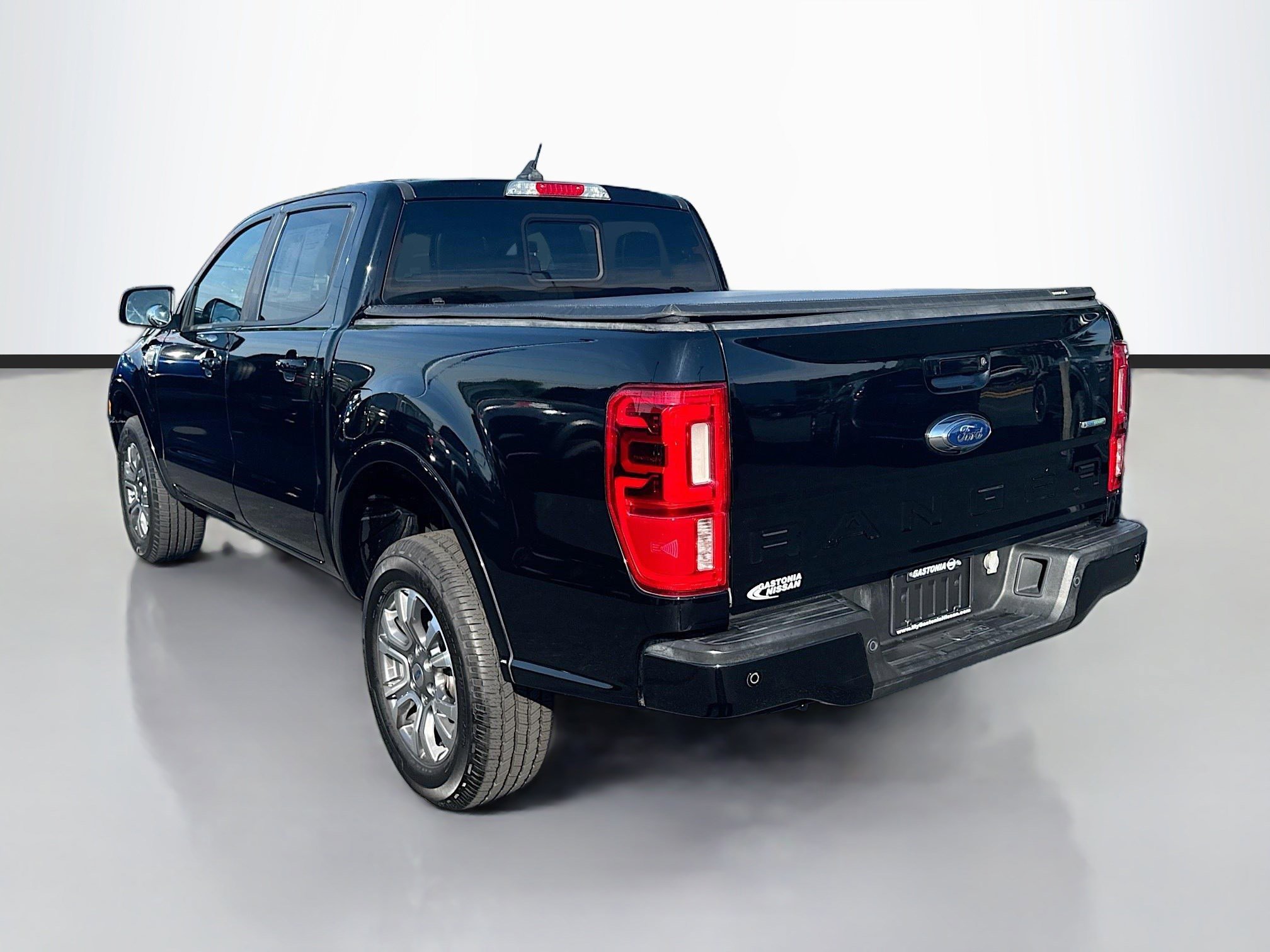 Used 2019 Shadow Black Ford LARIAT image 5
