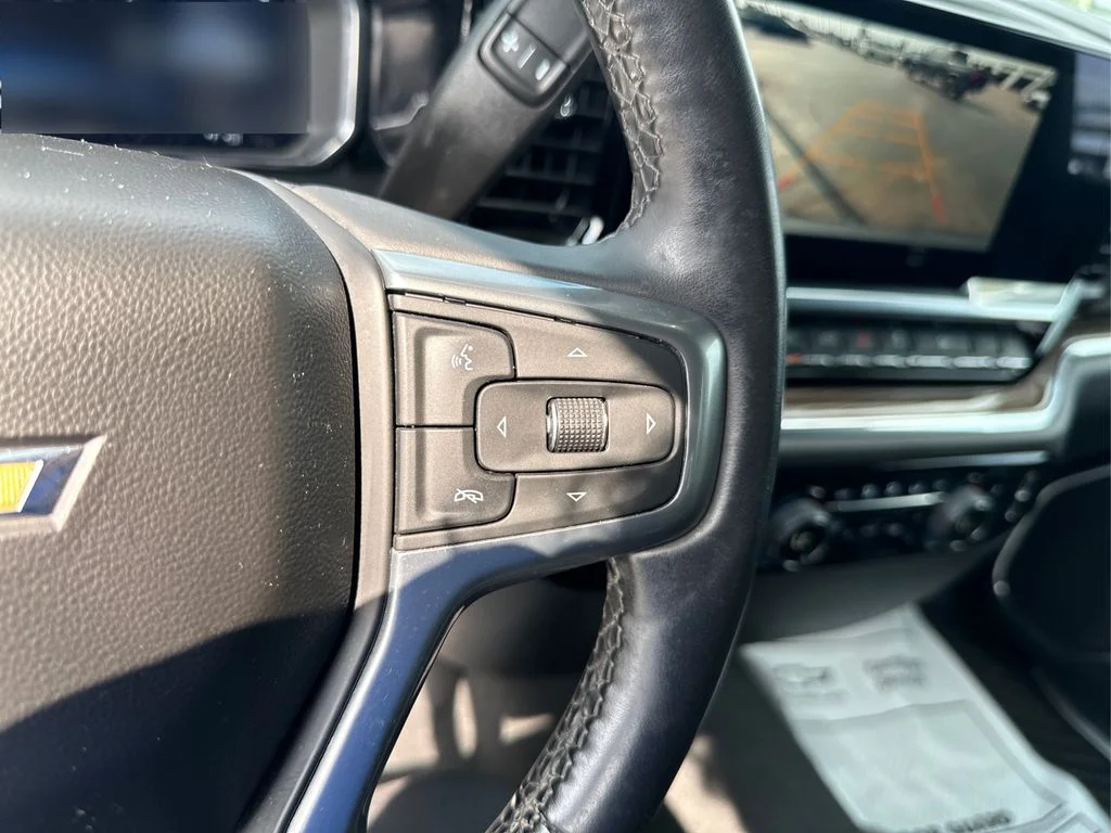 Used 2024 Sterling Gray Metallic Chevrolet LT image 27