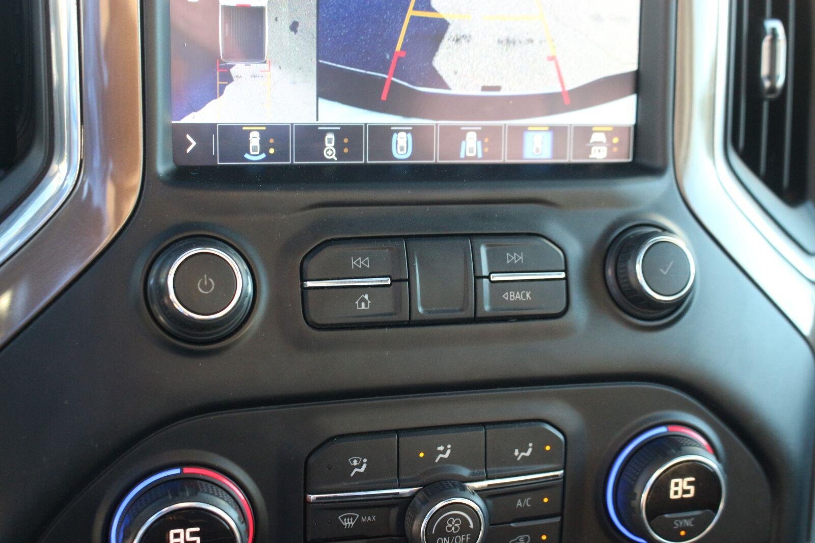 Used 2021 SUMMIT WHITE Chevrolet High Country image 26