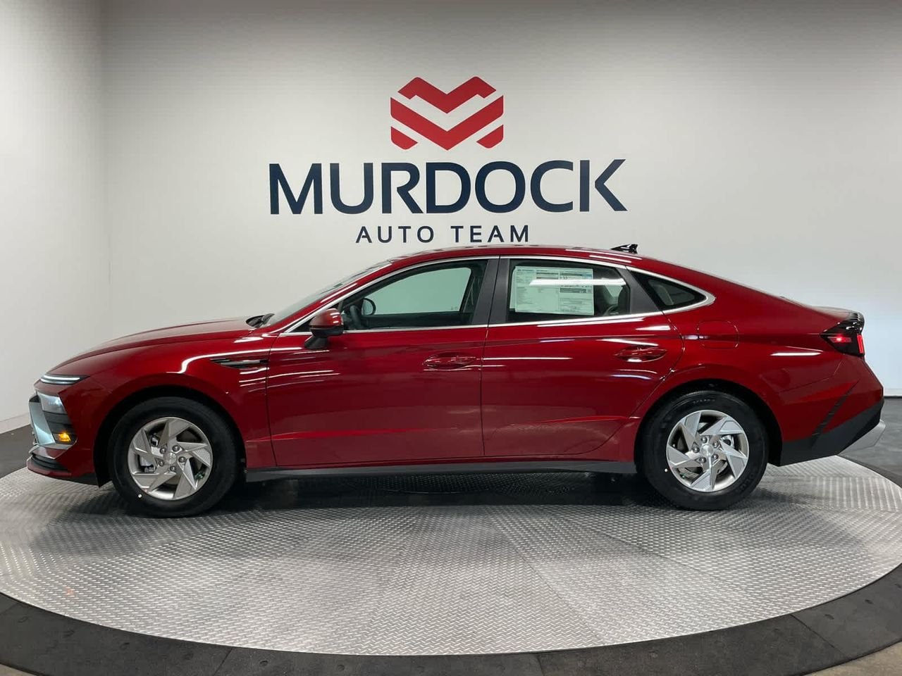 New 2026 Ultimate Red Hyundai SE image 3