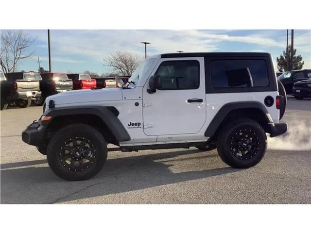 New 2026 Bright White Clear-Coat  Paint Jeep 2-DOOR SPORT image 6