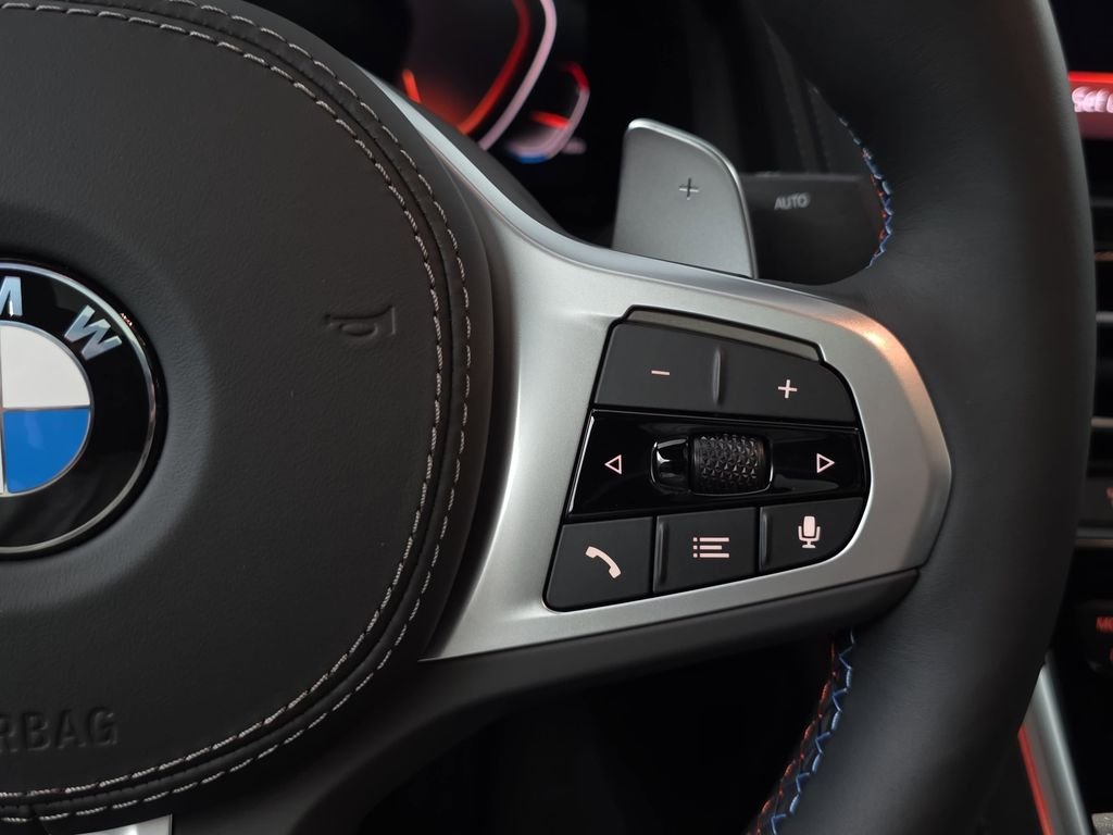 2026 BMW 8 Series M850i - Photo 18