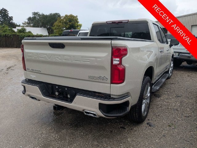 Used 2026 White Chevrolet High Country image 6