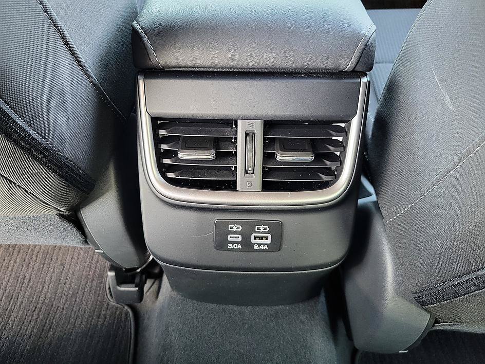 Used 2025 Crystal White Pearl Subaru Premium image 31