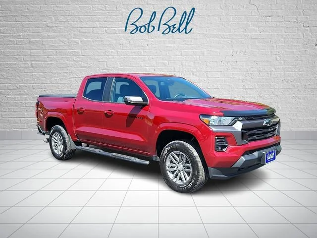 2023 Chevrolet Colorado 4WD LT Crew Cab Short Box's photo