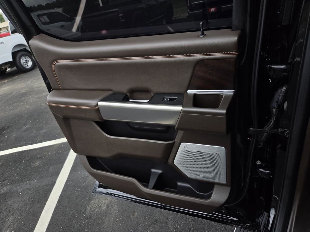 Used 2024 Agate Black Metallic Ford King Ranch image 33