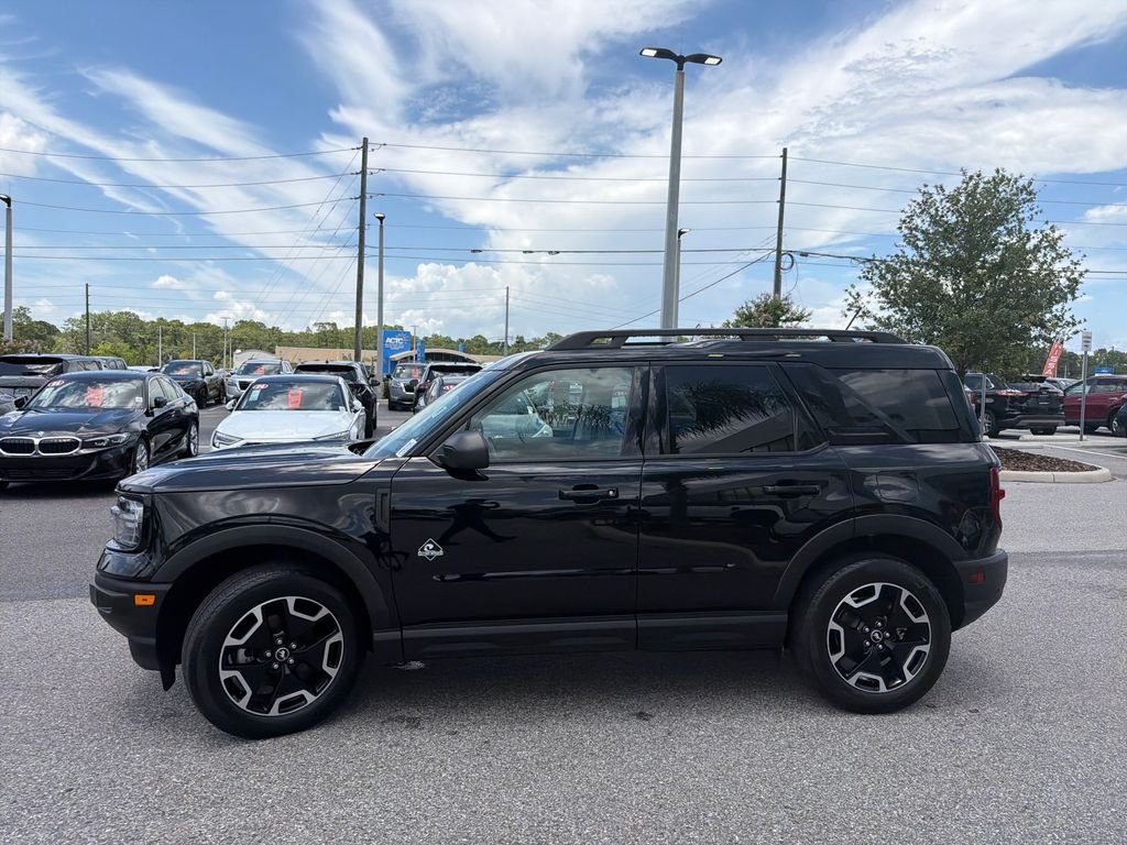 Used 2023 Black Ford Outer Banks image 4