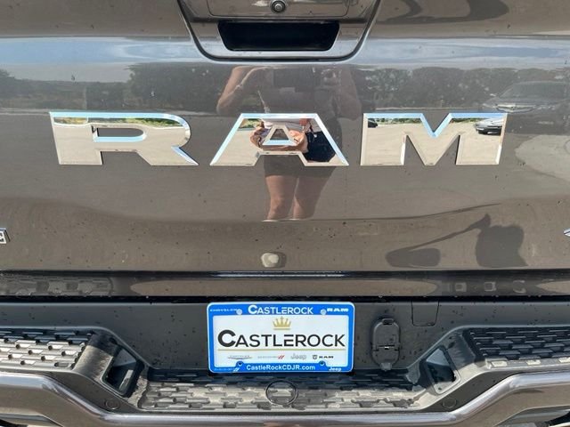 New 2026 Granite Crystal Metallic Clear-Coat Exterior Paint RAM Laramie image 20