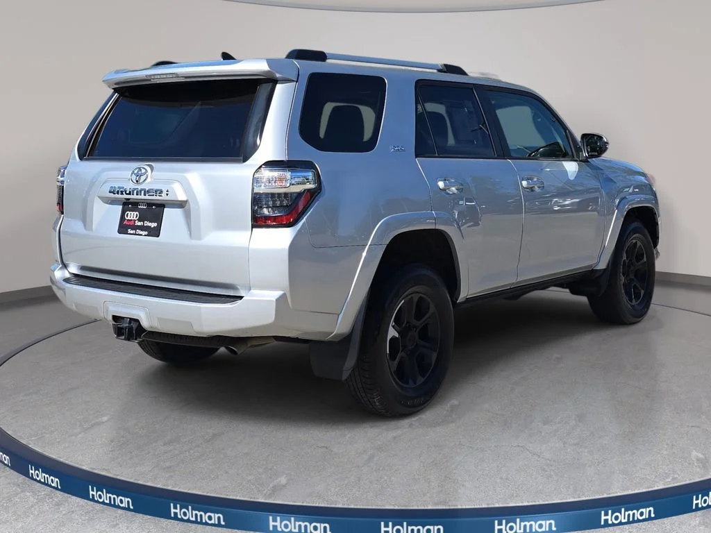 Used 2023 Silver Toyota SR5 Premium image 6