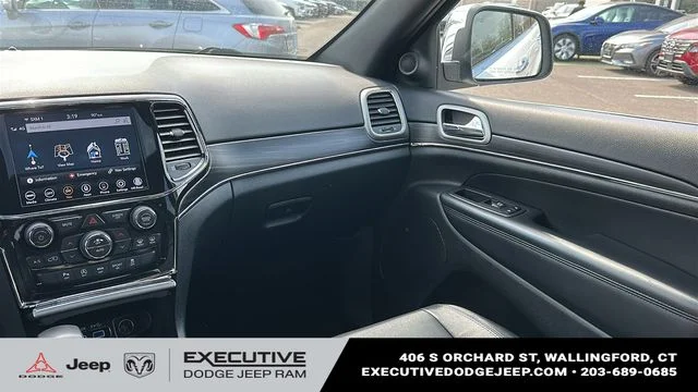 Used 2022 White Jeep Limited image 24