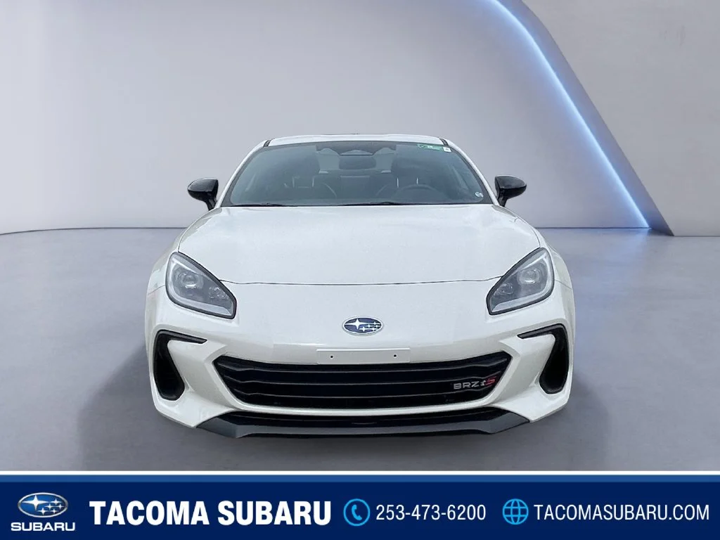 New 2027 White Subaru tS image 8