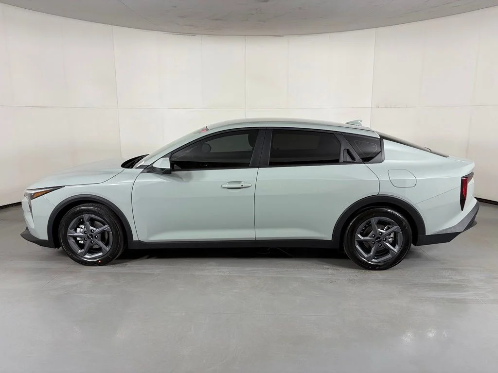 New 2026  Kia LXS image 5