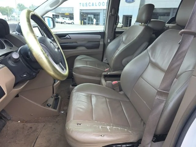 Used 2012 White Volkswagen SEL image 10