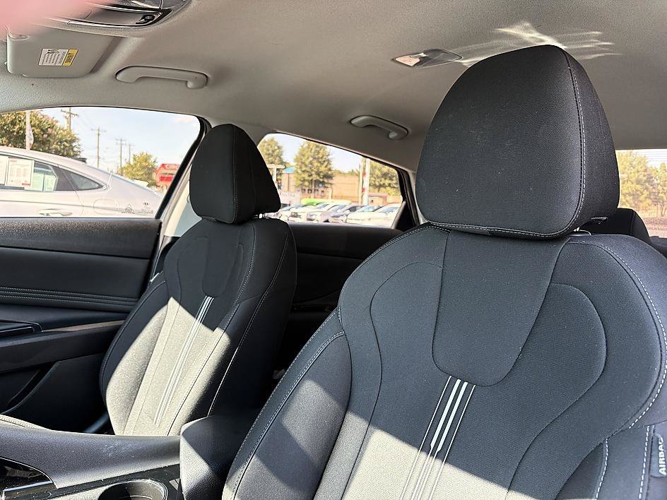Used 2023 Portofino Gray Hyundai SEL image 16