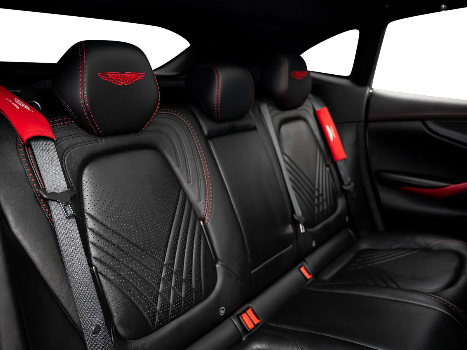 Used 2021 Blue Aston Martin Base image 36