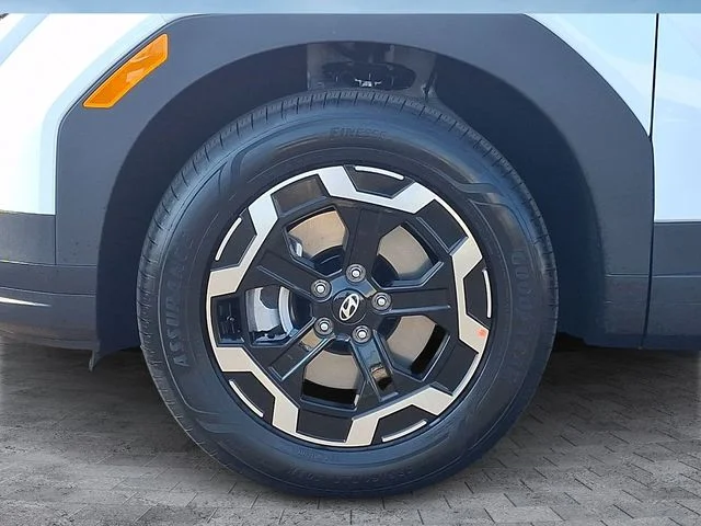 New 2027 White Hyundai SEL image 6