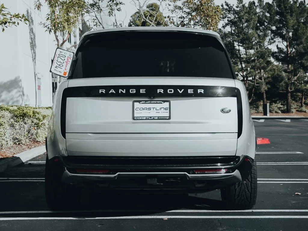Used 2023  Land Rover Autobiography image 5