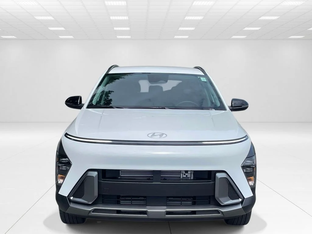 New 2026 White Hyundai SEL Premium image 2