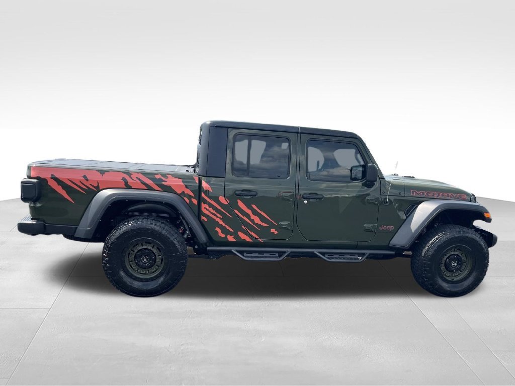 Used 2021 Green Jeep Mojave image 6