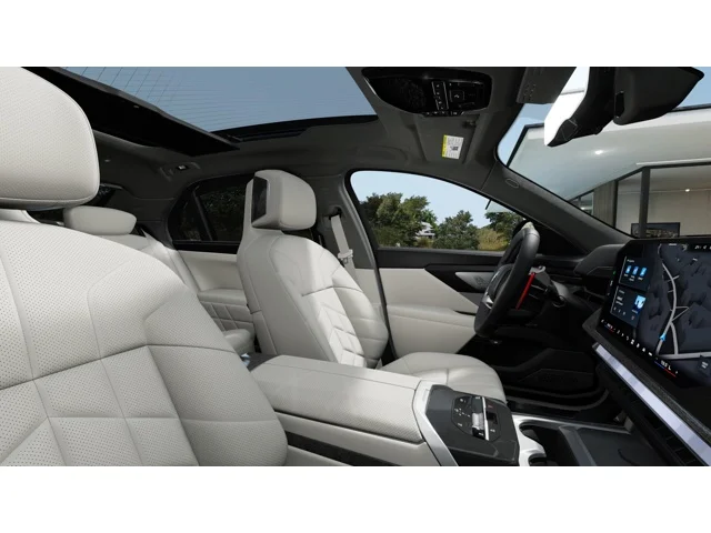New 2027 Black Sapphire Metallic BMW 740 image 9