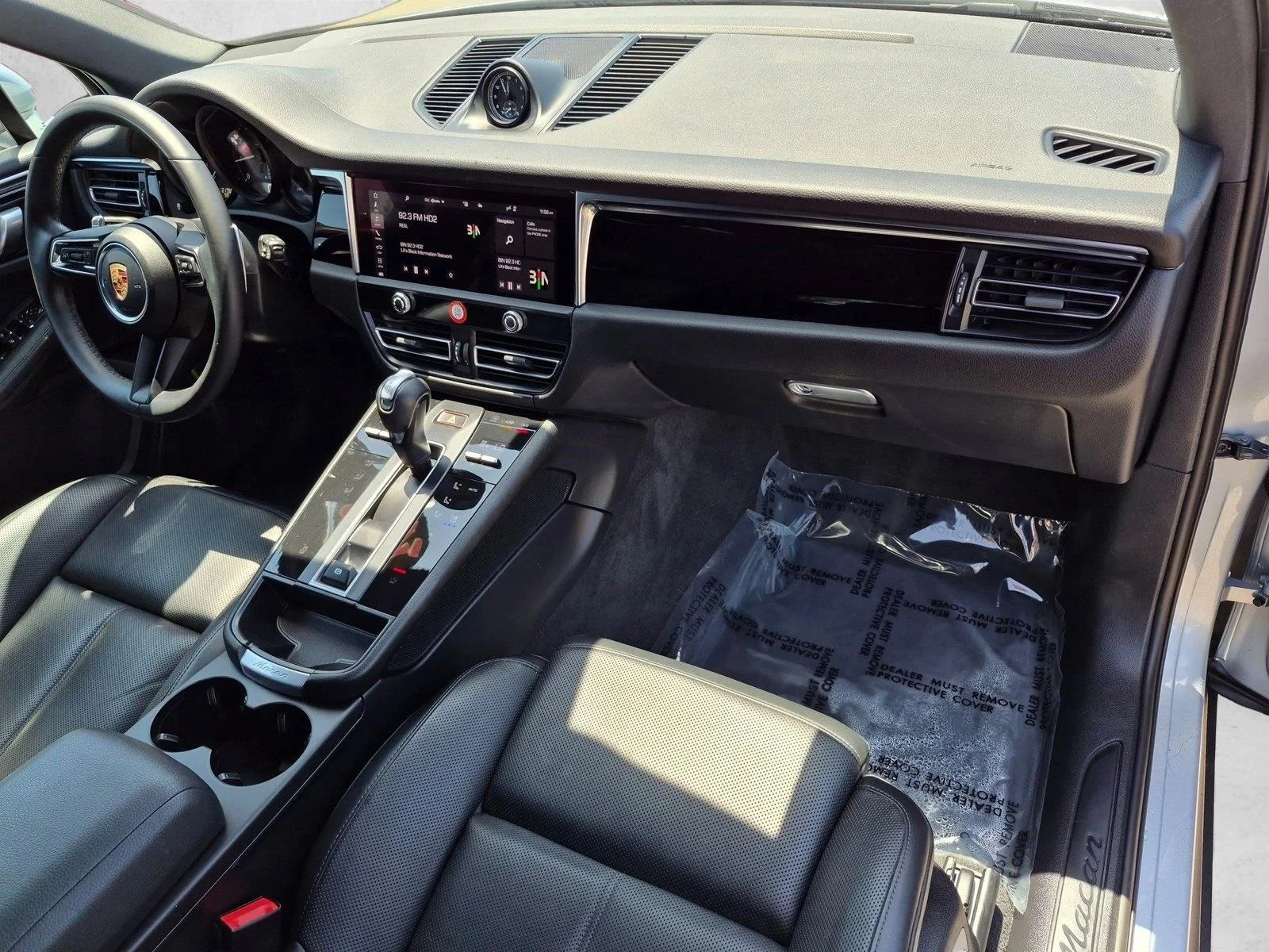 Used 2023 Dolomite Silver Metallic Porsche  image 19