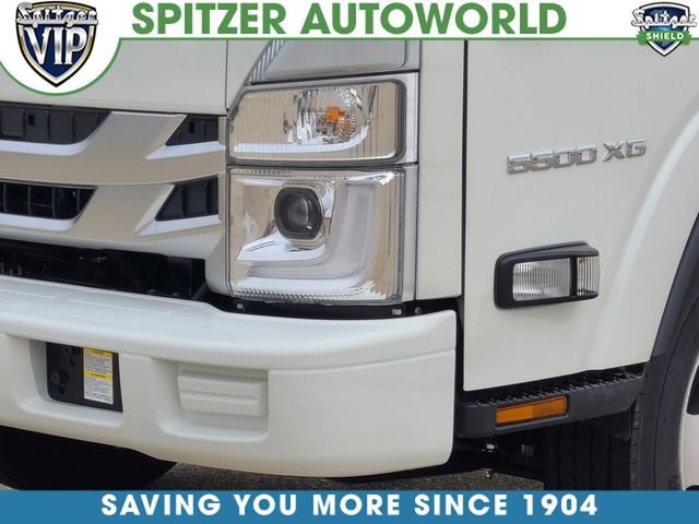 New 2025 Arc White Chevrolet NA image 11