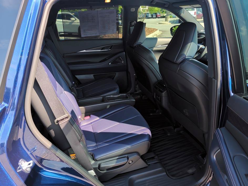 Used 2026 Grand Blue INFINITI SPORT image 13