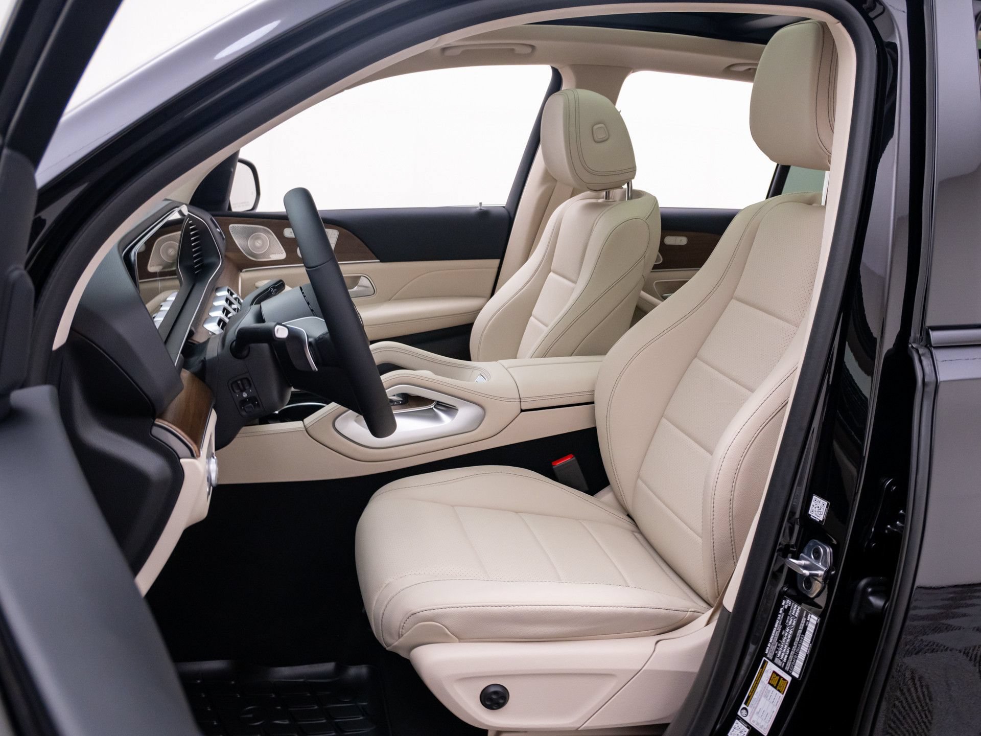 New 2026 Obsidian Black Metallic Mercedes-Benz GLE 350 image 60