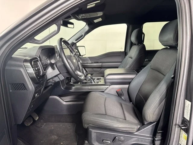 Used 2021 Gray Ford XLT image 11