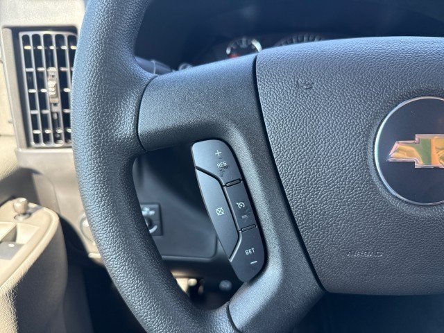 2025 Chevrolet Express Cargo Work Van - Photo 14