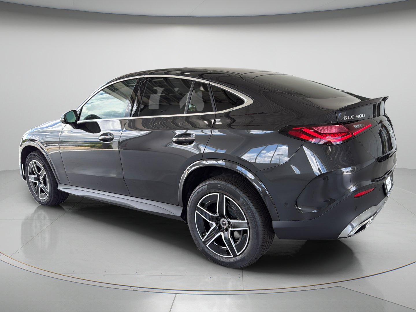New 2026 Graphite Grey Metallic Mercedes-Benz GLC 300 image 3
