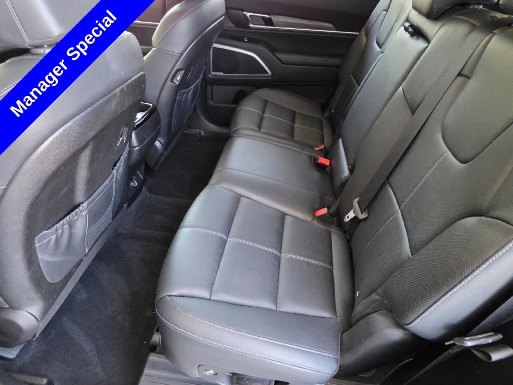 Used 2022 Purple Kia EX image 11