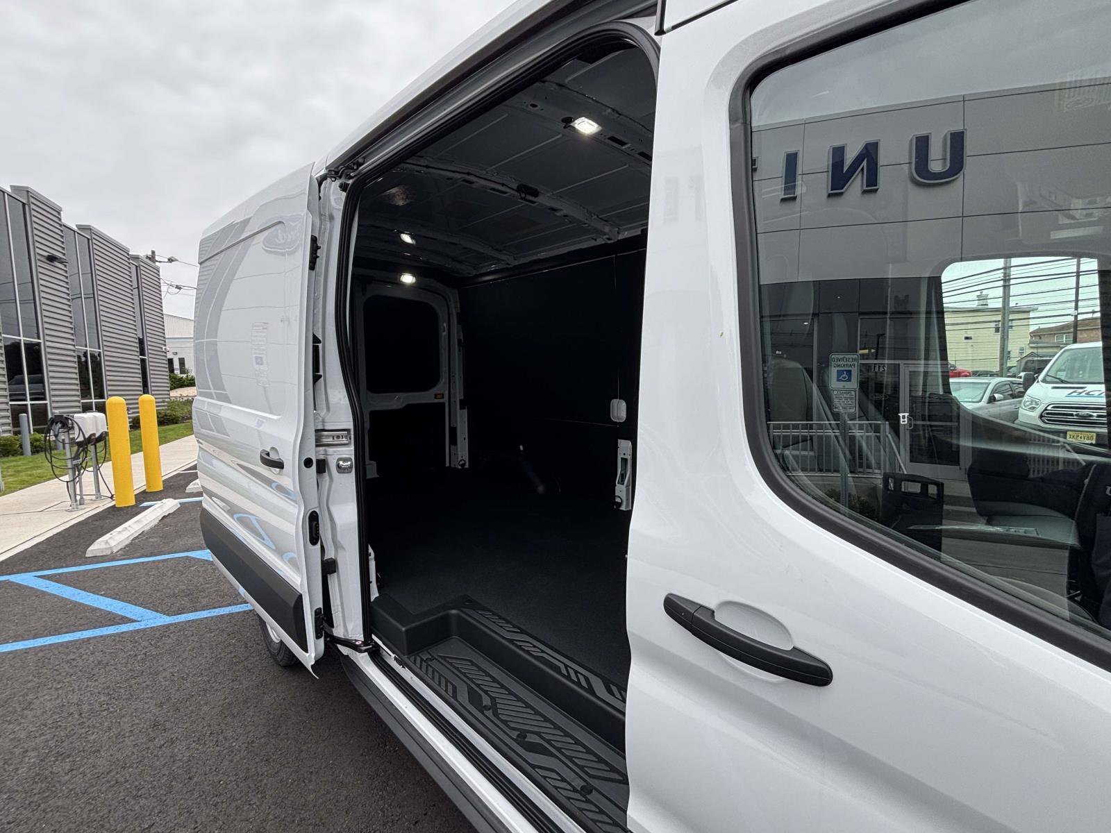 New 2026 Oxford White Ford Cargo Van image 7