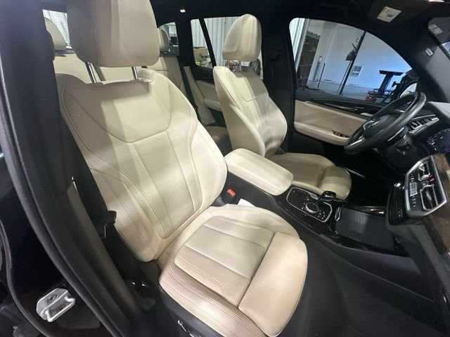 Used 2024 Black BMW M40i image 32