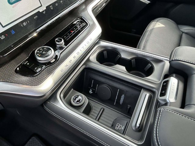 New 2027 Nocturnal Blue Metallic Ford Platinum image 15