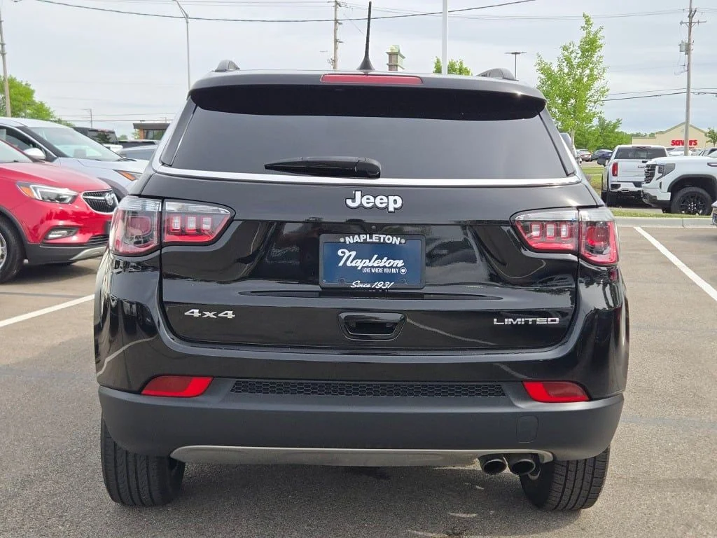 Used 2022 Black Jeep Limited image 15
