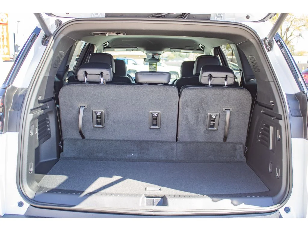 2026 GMC Acadia Elevation - Photo 11