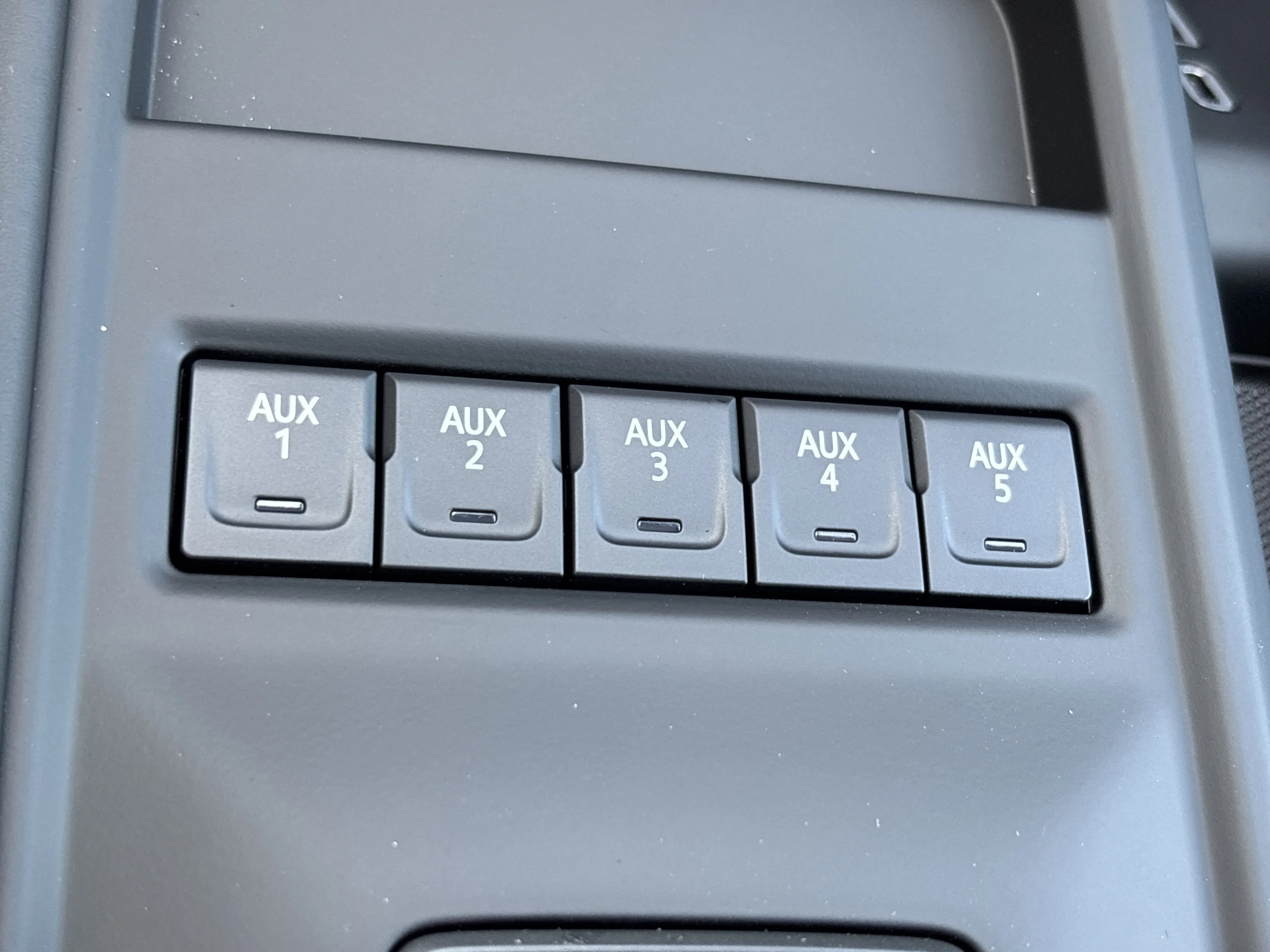 2026 GMC Sierra 3500HD Denali Ultimate - Photo 45