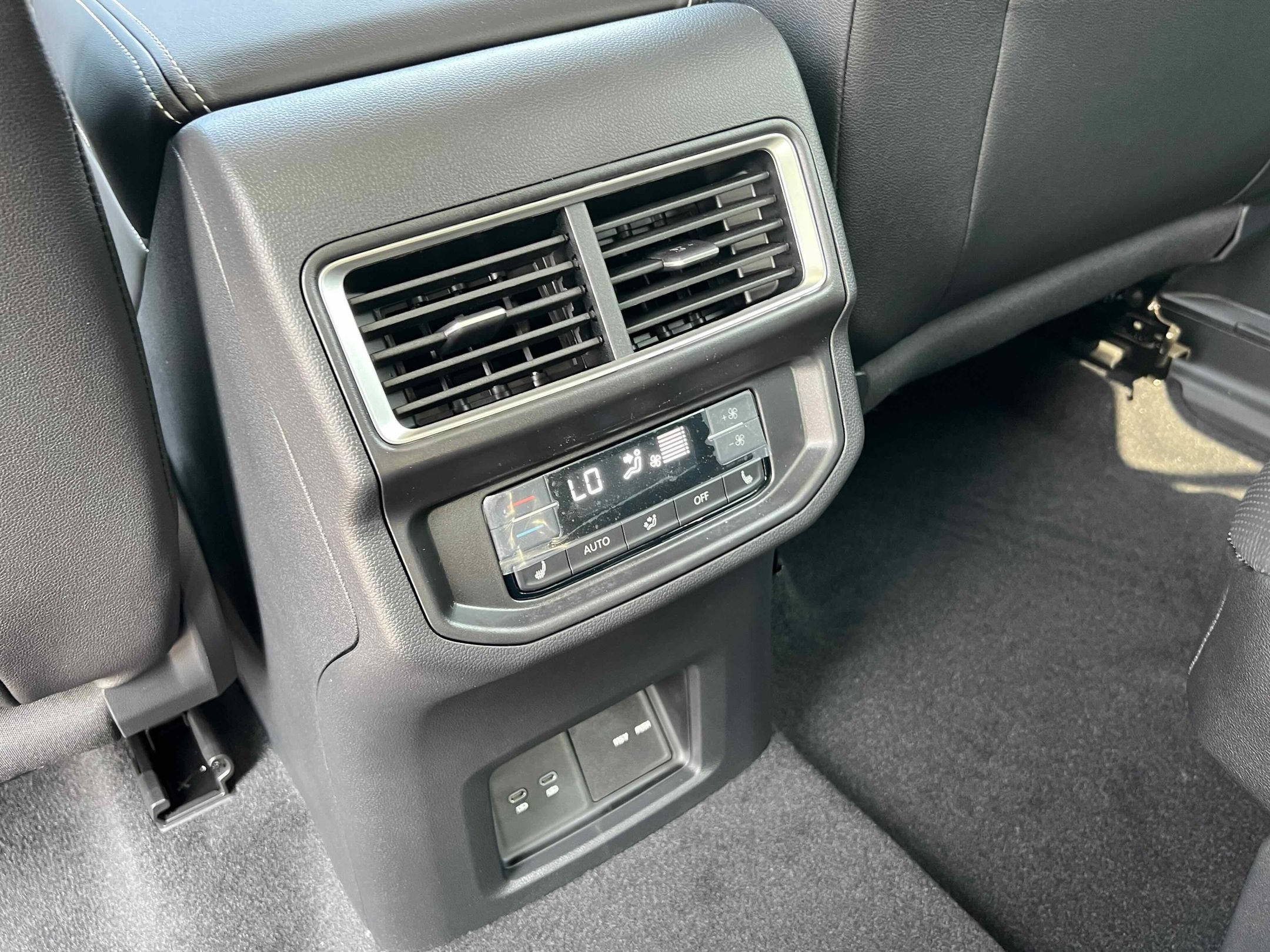 New 2026 Silver Mist Volkswagen 2.0T SEL image 23