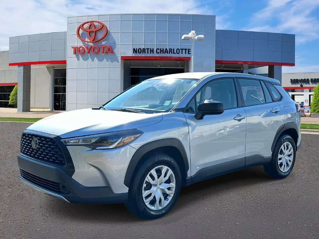 Certified Used 2022 Silver Toyota L image 5
