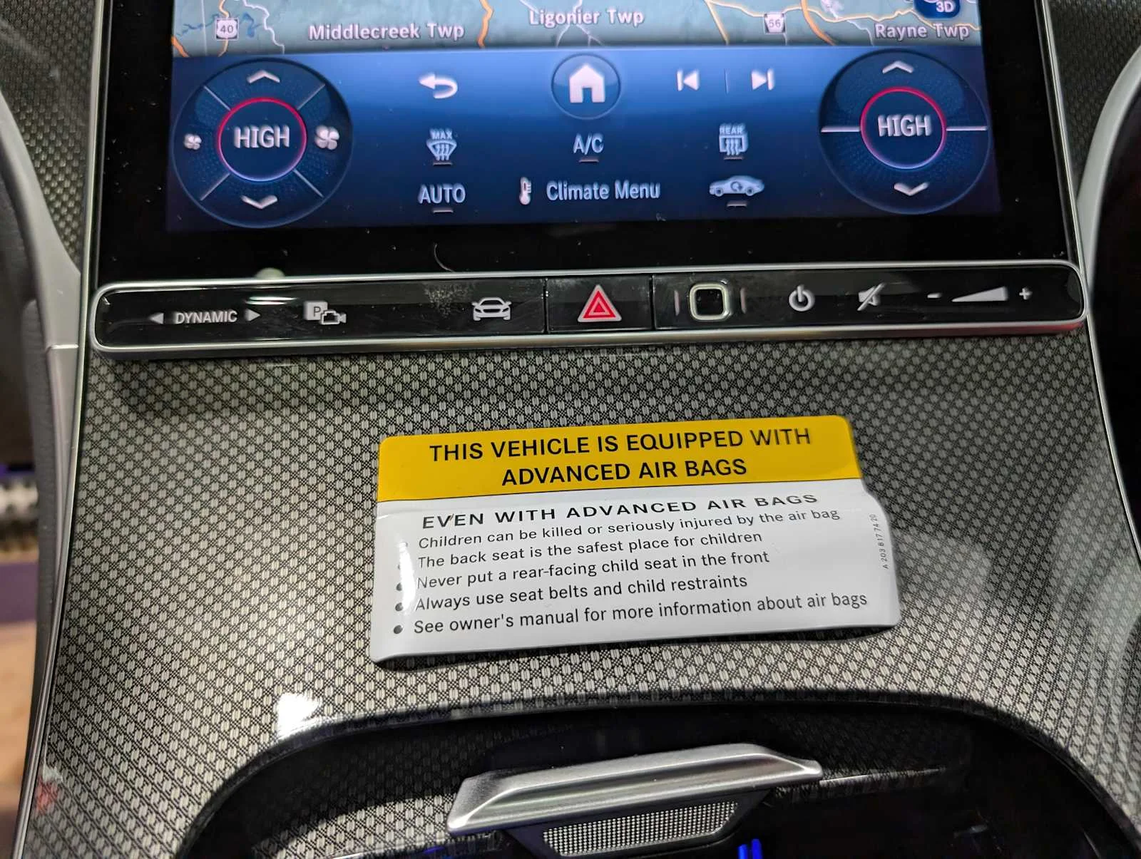 Certified Used 2026 Obsidian Black Metallic Mercedes-Benz GLC 300 image 29