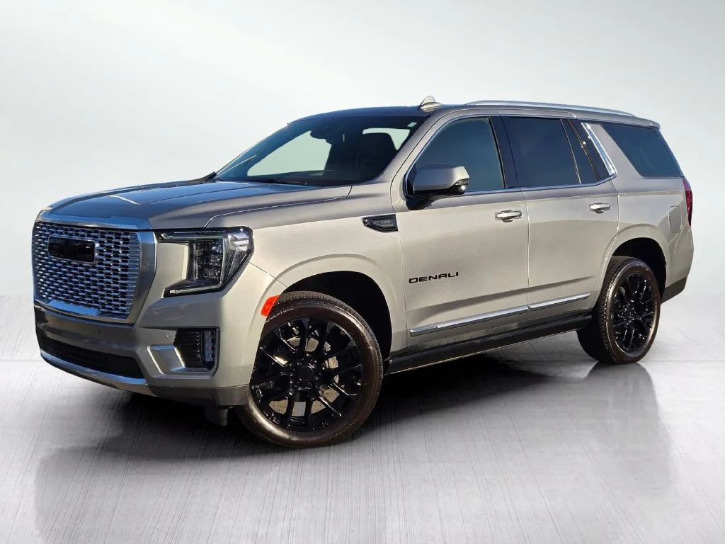 Used 2024 Sterling Metallic GMC Denali image 6