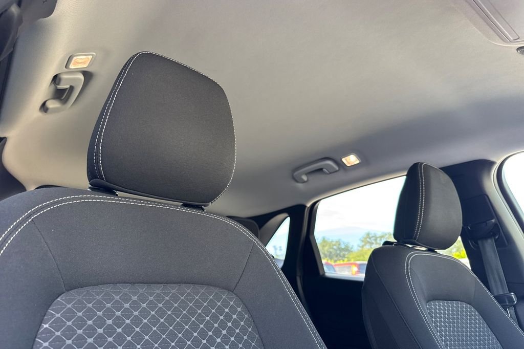 Used 2023 Silver Ford Active image 18