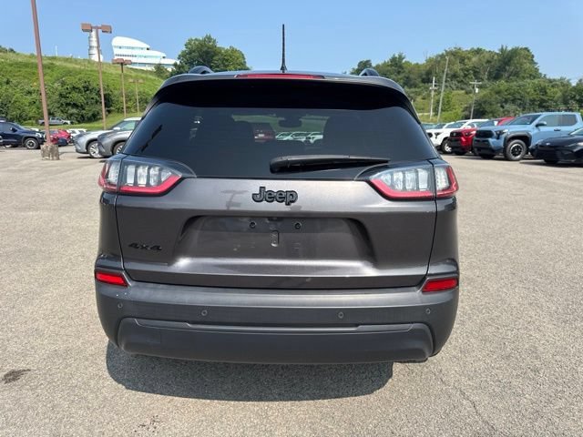 Used 2021 Gray Jeep Altitude 4x4 image 16